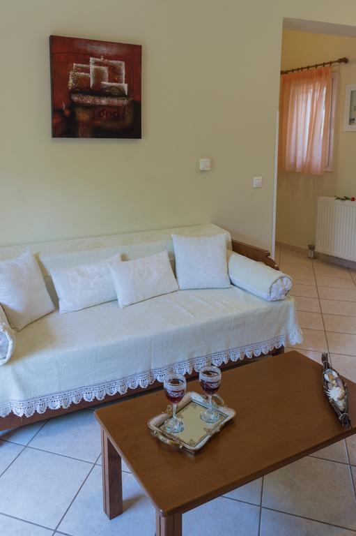 Elizabeth Apartments Frinion Екстер'єр фото