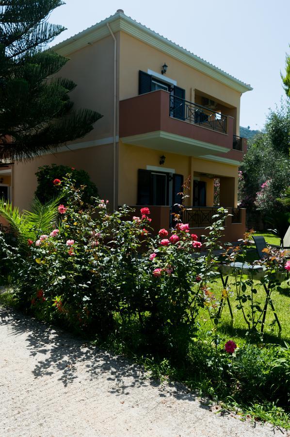Elizabeth Apartments Frinion Екстер'єр фото